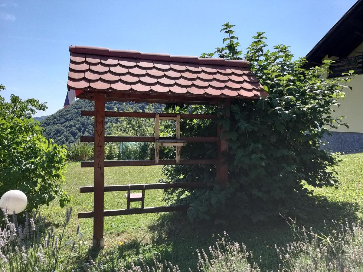 Getaway "At The Three Lights" Sevnica Exterior foto