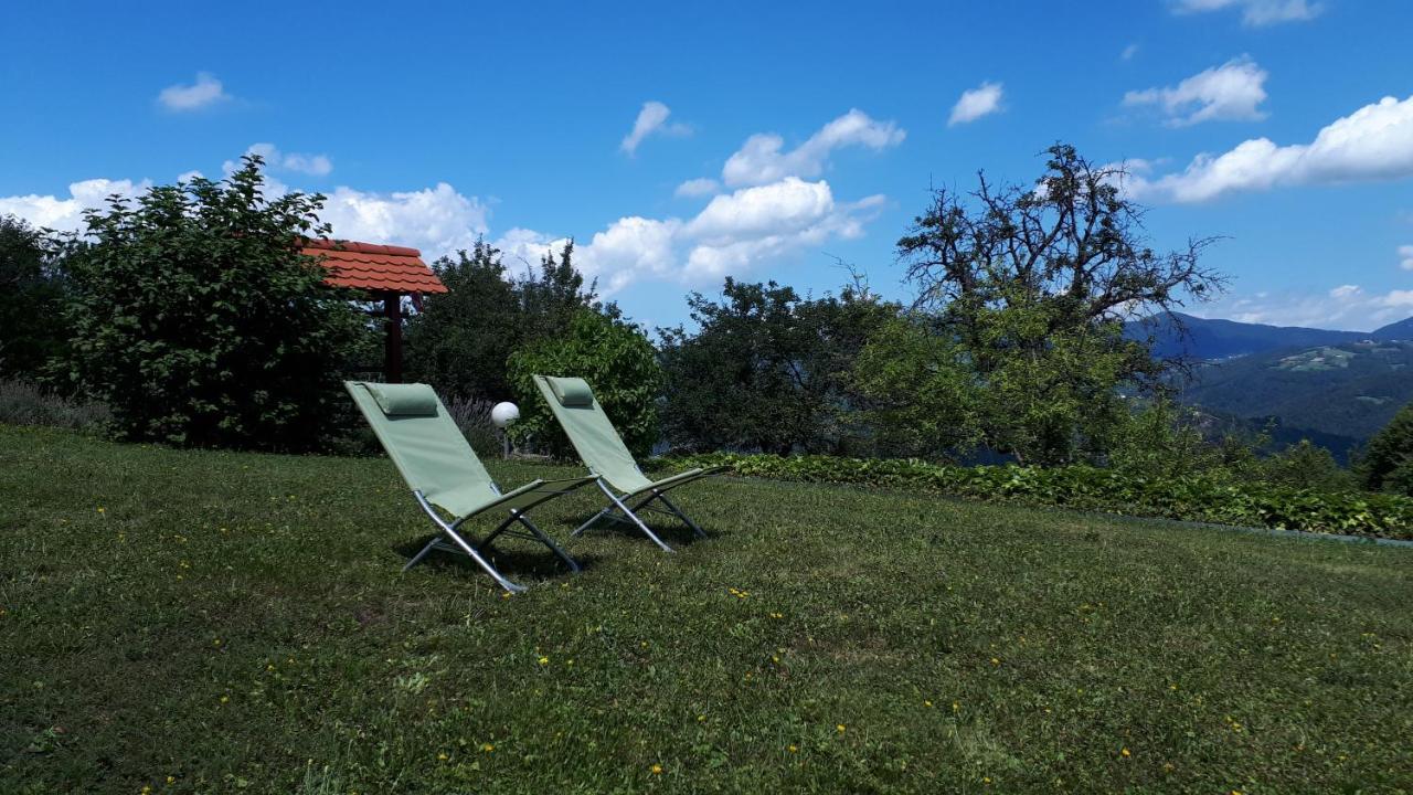 Getaway "At The Three Lights" Sevnica Exterior foto