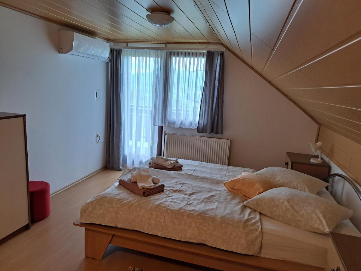 Getaway "At The Three Lights" Sevnica Exterior foto