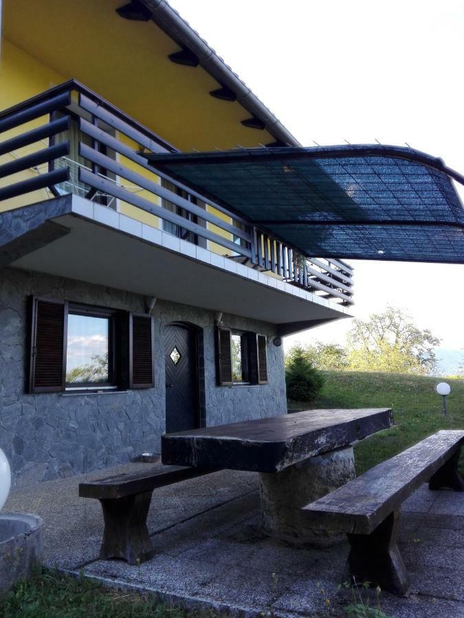 Getaway "At The Three Lights" Sevnica Exterior foto