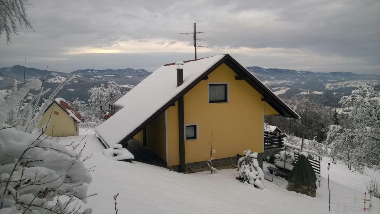 Getaway "At The Three Lights" Sevnica Exterior foto